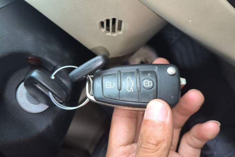Used Mazda 3 2007 1.6L Automatic Standard Edition Vehicle Key