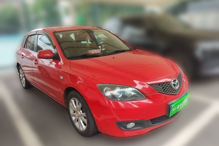 Used Mazda 3 2008 Hatchback 1.6 Luxury Model Front Right 45 Deg