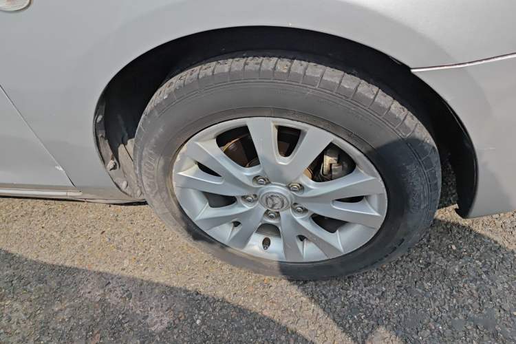 Used Mazda 3 2008 Hatchback 1.6 Standard Model Right Front Wheel Hub