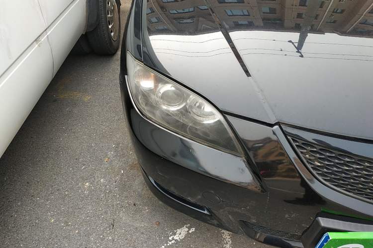 Used Mazda 3 2009 1.6L Automatic with Sunroof Right Front Headlight