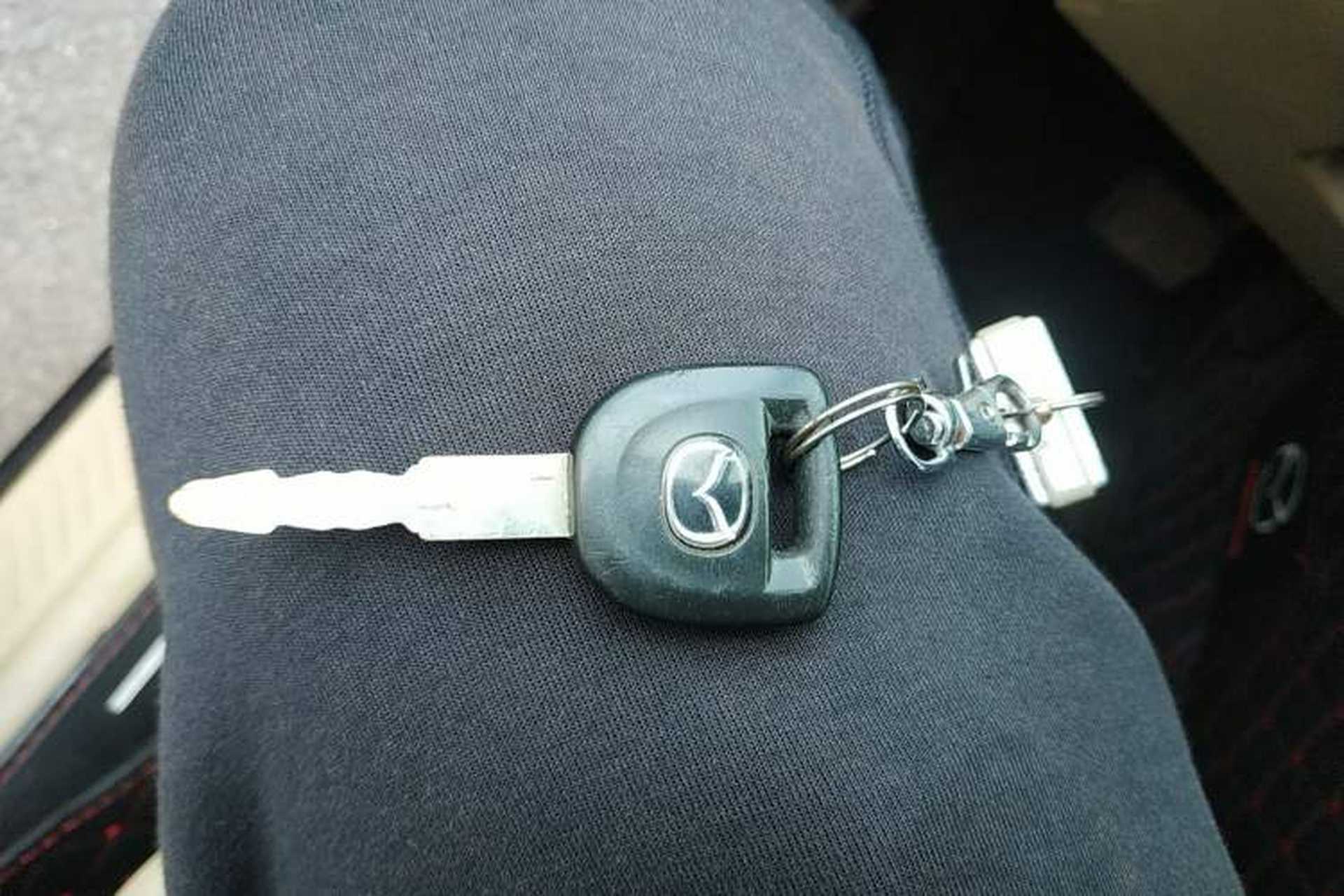 Used Mazda 3 2009 1.6L Automatic with Sunroof Vehicle Key