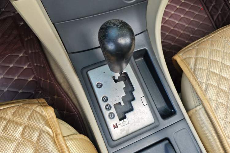 Used Mazda 3 2009 1.6L Automatic with Sunroof Gear Lever