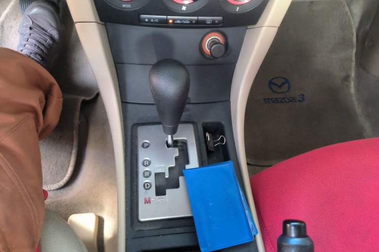Used Mazda 3 2009 1.6L Automatic with Sunroof Gear Lever