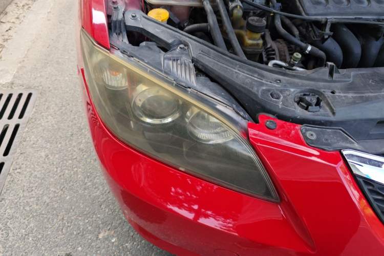 Used Mazda 3 2009 1.6L Automatic with Sunroof Right Front Headlight