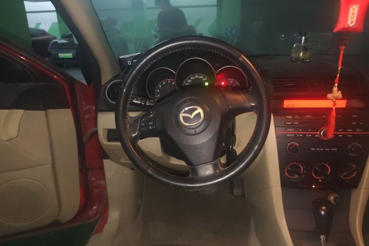 Used Mazda 3 2009 1.6L Automatic with Sunroof Steering Wheel