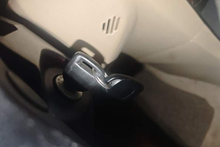 Used Mazda 3 2009 1.6L Automatic with Sunroof Vehicle Key
