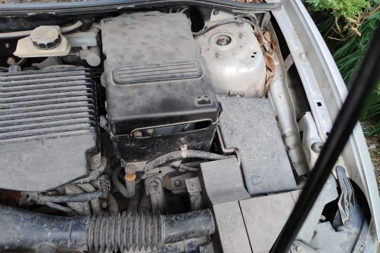 Used Mazda 3 2009 1.6L Automatic with Sunroof Engine Bay Left