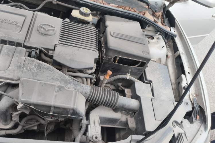 Used Mazda 3 2009 1.6L Automatic with Sunroof Engine Bay Left