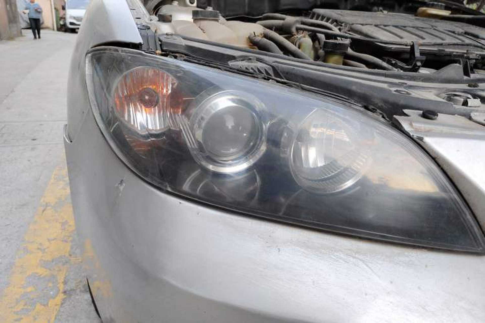 Used Mazda 3 2009 1.6L Automatic with Sunroof Right Front Headlight