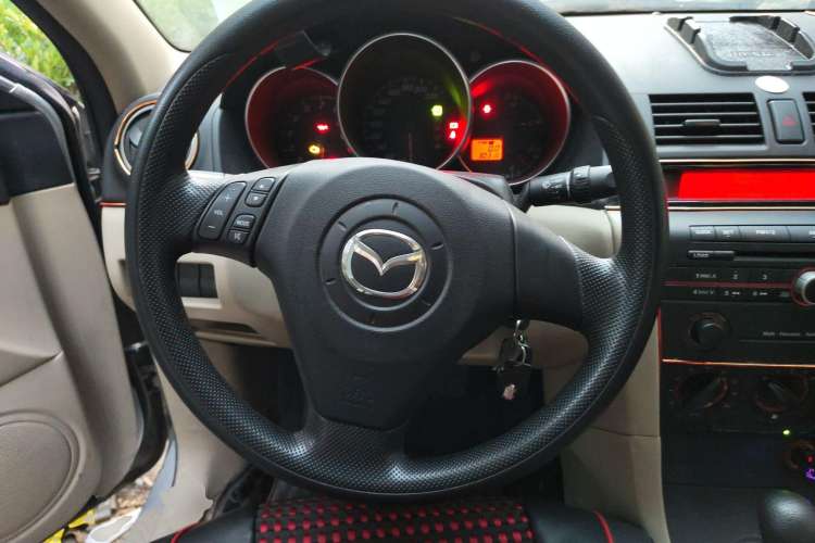 Used Mazda 3 2009 1.6L Automatic with Sunroof Steering Wheel