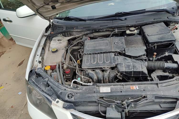 Used Mazda 3 2009 1.6L Automatic with Sunroof Engine Bay Right
