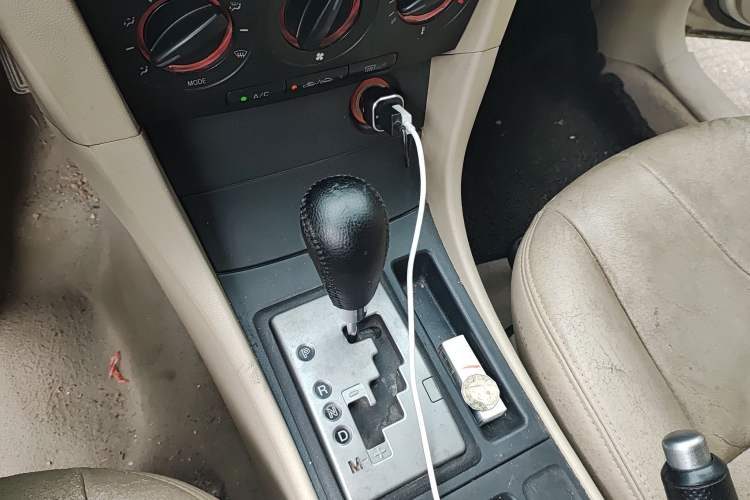 Used Mazda 3 2009 1.6L Automatic with Sunroof Gear Lever