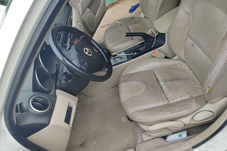 Used Mazda 3 2009 1.6L Automatic with Sunroof Left Front Seat
