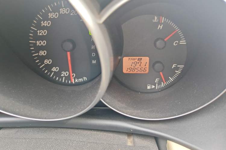 Used Mazda 3 2009 1.6L Automatic with Sunroof Odometer Close Up