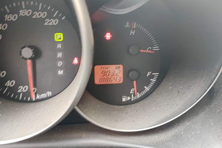 Used Mazda 3 2009 1.6L Automatic with Sunroof Odometer Close Up