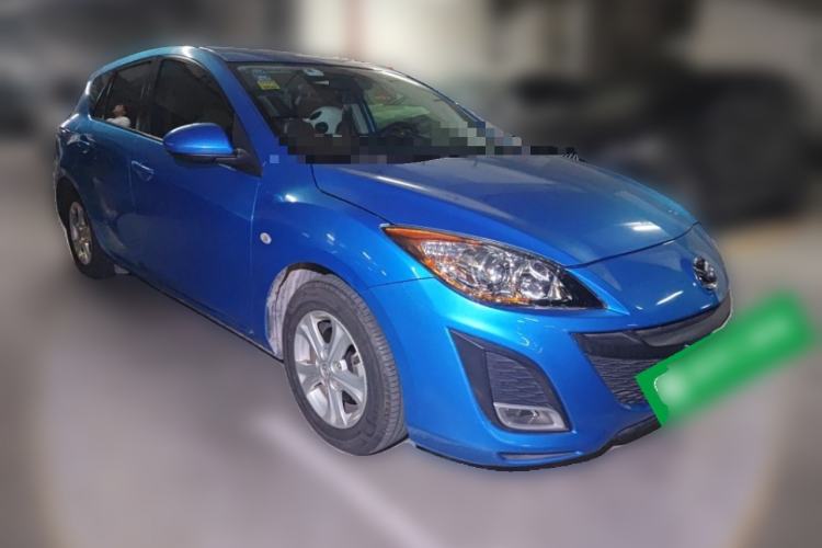 Used Mazda 3 2010 Hatchback 1.6 Automatic Luxury Model Front Right 45 Deg