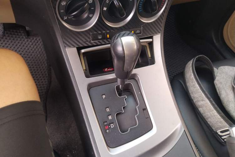 Used Mazda 3 2010 Hatchback 1.6 Automatic Luxury Model Gear Lever