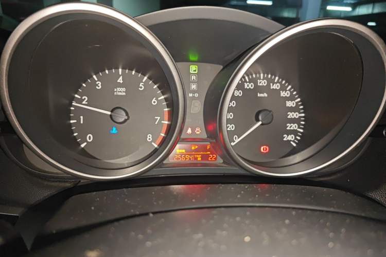 Used Mazda 3 2010 Hatchback 1.6 Automatic Luxury Model Instrument Cluster