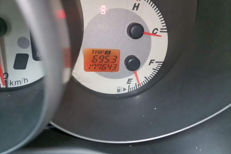 Used Mazda 3 2010 1.6L Automatic Classic Stylish Version Odometer Close Up