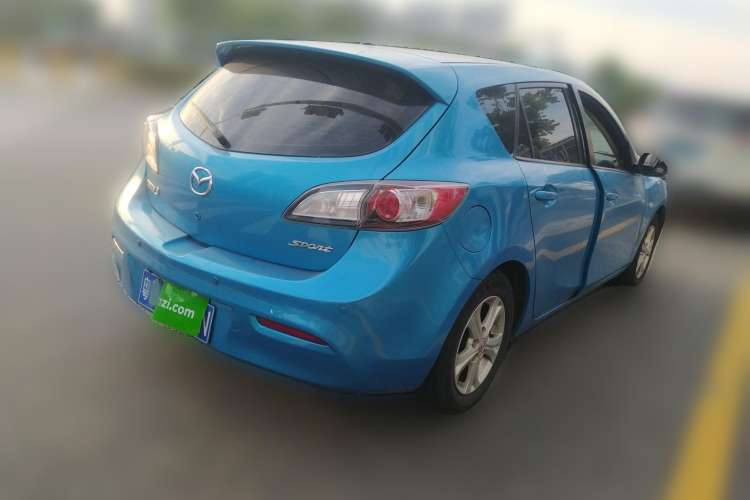 Used Mazda 3 2010 Hatchback 1.6 Automatic Luxury Model Rear Right 45 Deg