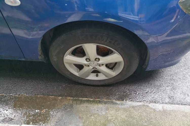 Used Mazda 3 2010 1.6L Automatic Classic Stylish Version Right Front Wheel Hub