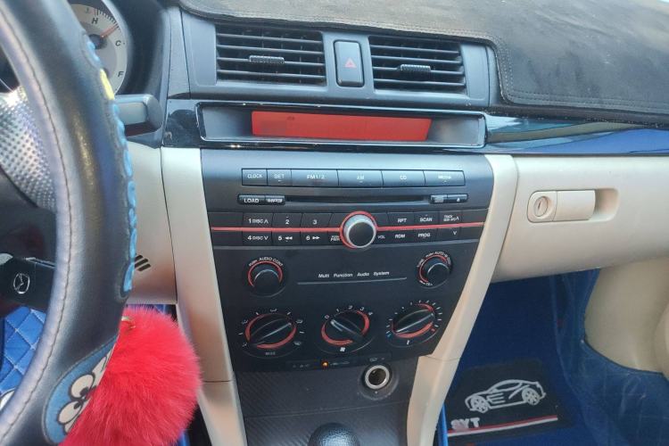 Used Mazda 3 2010 1.6L Automatic Classic Stylish Version Audio And AC Panel