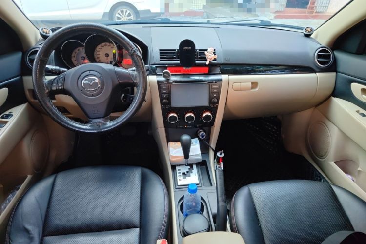 Used Mazda 3 2010 1.6L Automatic Classic Stylish Version Center Console