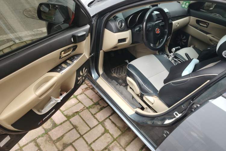 Used Mazda 3 2010 1.6L Manual Classic Stylish Version Driver Seat