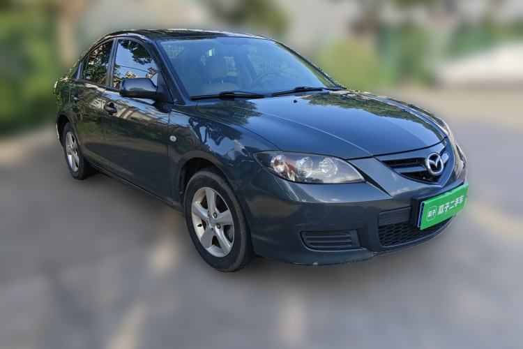 Used Mazda 3 2010 1.6L Automatic Classic Stylish Version Front Right 45 Deg