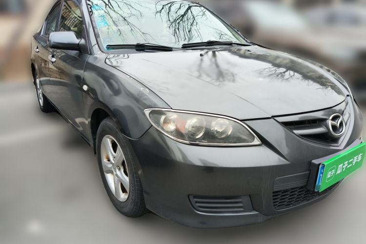 Used Mazda 3 2010 1.6L Automatic Classic Stylish Version Front Right 45 Deg
