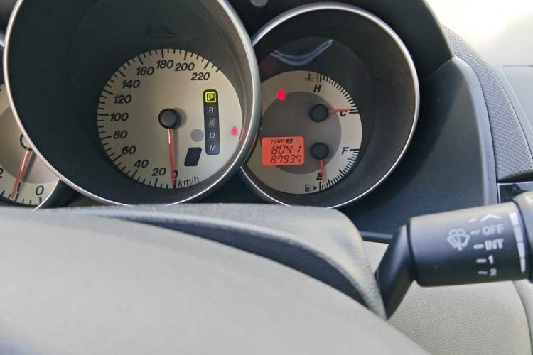 Used Mazda 3 2010 1.6L Automatic Classic Stylish Version Odometer Close Up