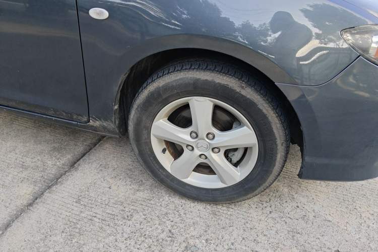 Used Mazda 3 2010 1.6L Automatic Classic Stylish Version Right Front Wheel Hub