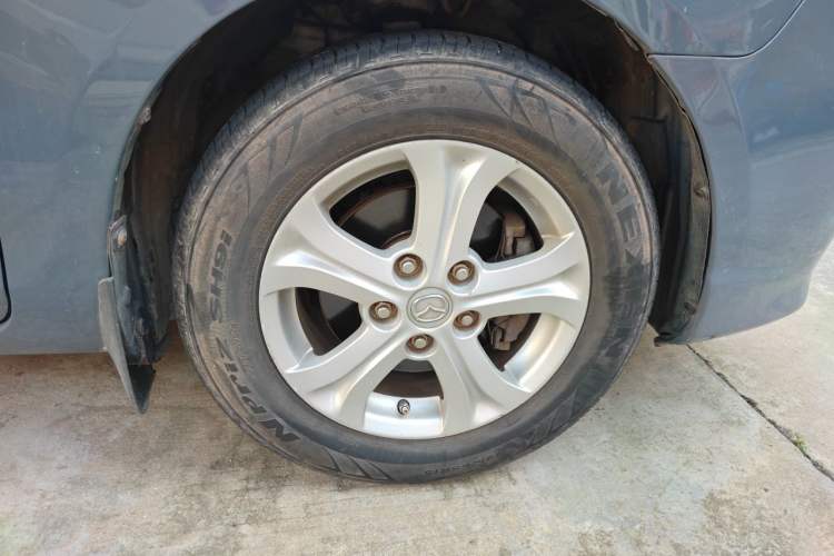 Used Mazda 3 2010 1.6L Automatic Classic Stylish Version Right Front Wheel Hub