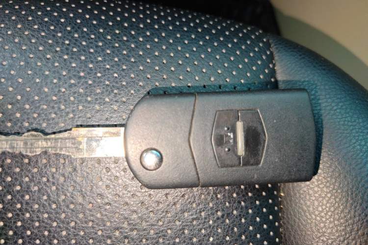 Used Mazda 3 2010 1.6L Automatic Classic Stylish Version Vehicle Key
