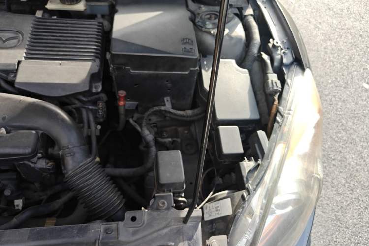 Used Mazda 3 2010 Hatchback 1.6 Automatic Luxury Model Engine Bay Left