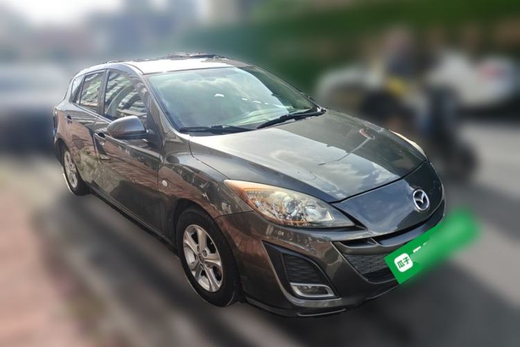 Used Mazda 3 2010 Hatchback 1.6 Automatic Luxury Model Front Right 45 Deg