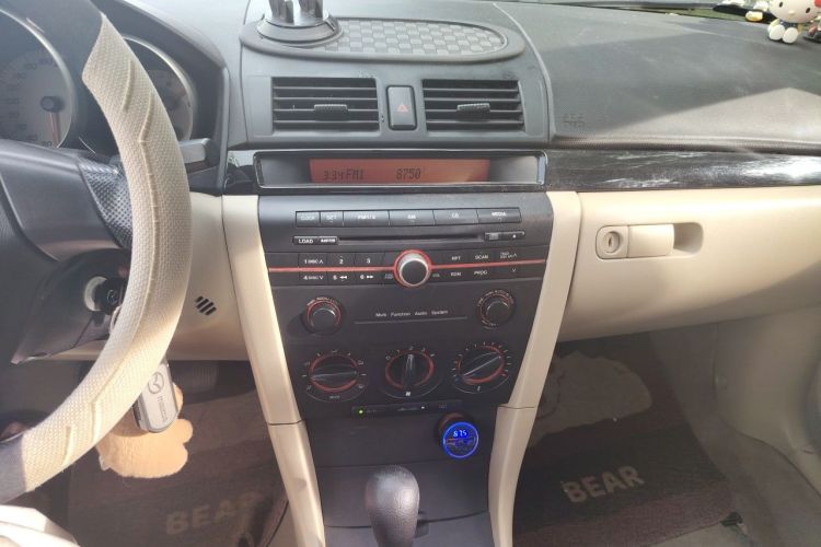 Used Mazda 3 2010 1.6L Automatic Classic Stylish Version Audio And AC Panel