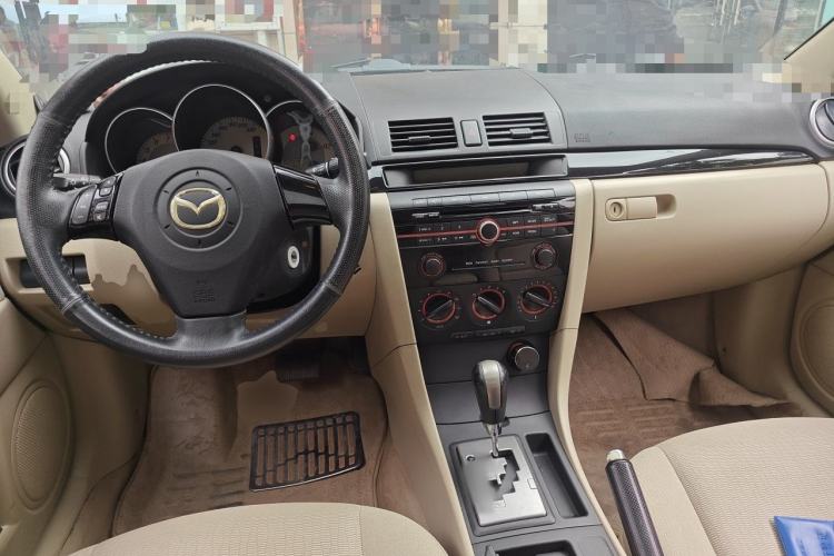 Used Mazda 3 2010 1.6L Automatic Classic Elite Edition Center Console