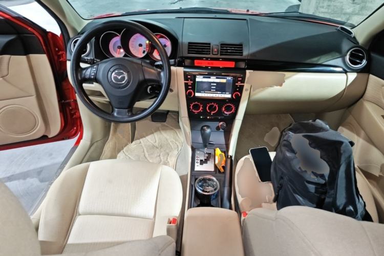 Used Mazda 3 2010 1.6L Automatic Classic Stylish Version Center Console