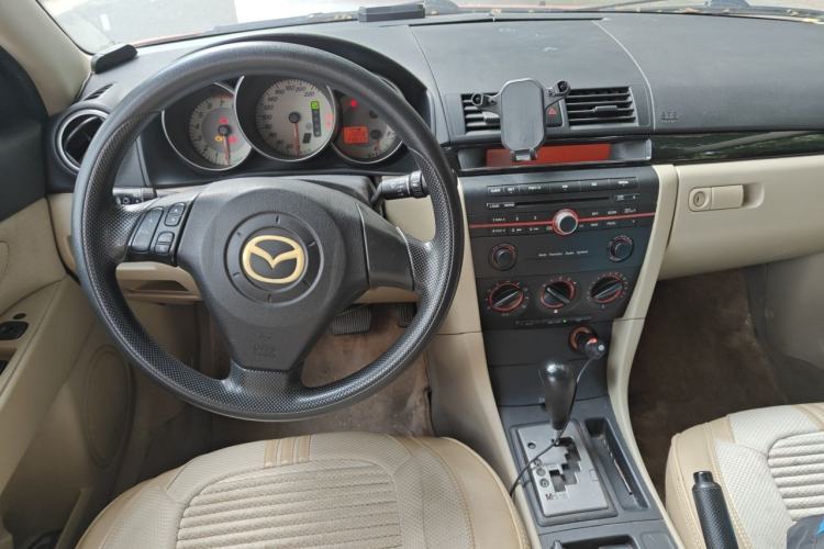 Used Mazda 3 2010 1.6L Automatic Classic Stylish Version Center Console