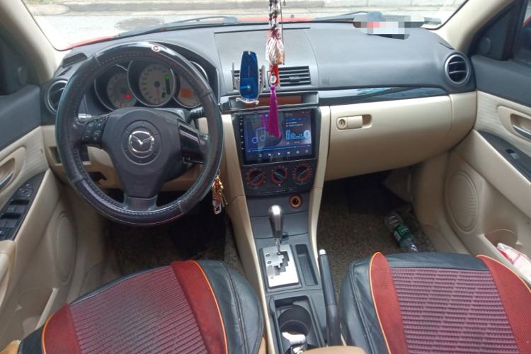 Used Mazda 3 2010 1.6L Automatic Classic Elite Edition Center Console