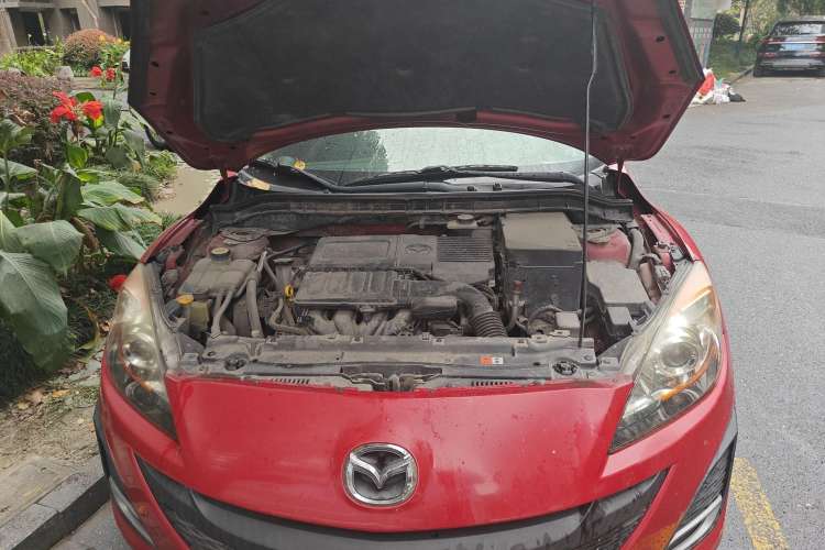 Used Mazda 3 2010 Hatchback 1.6 Automatic Luxury Model Engine Bay