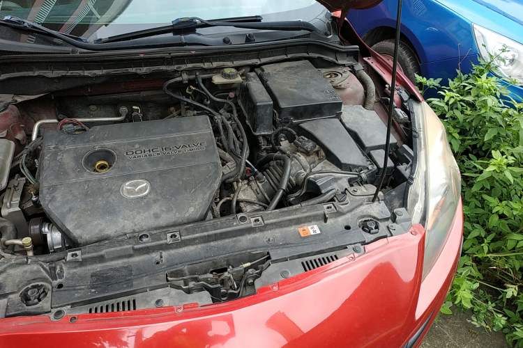 Used Mazda 3 2010 Hatchback 2.0 Automatic Luxury Model Engine Bay Left