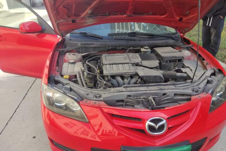 Used Mazda 3 2010 1.6L Manual Classic Stylish Version Engine Bay Right