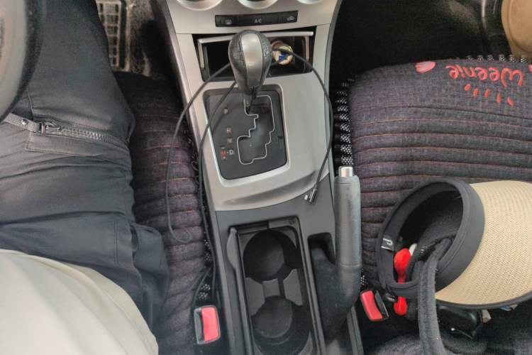 Used Mazda 3 2010 Hatchback 1.6 Automatic Luxury Model Gear Lever