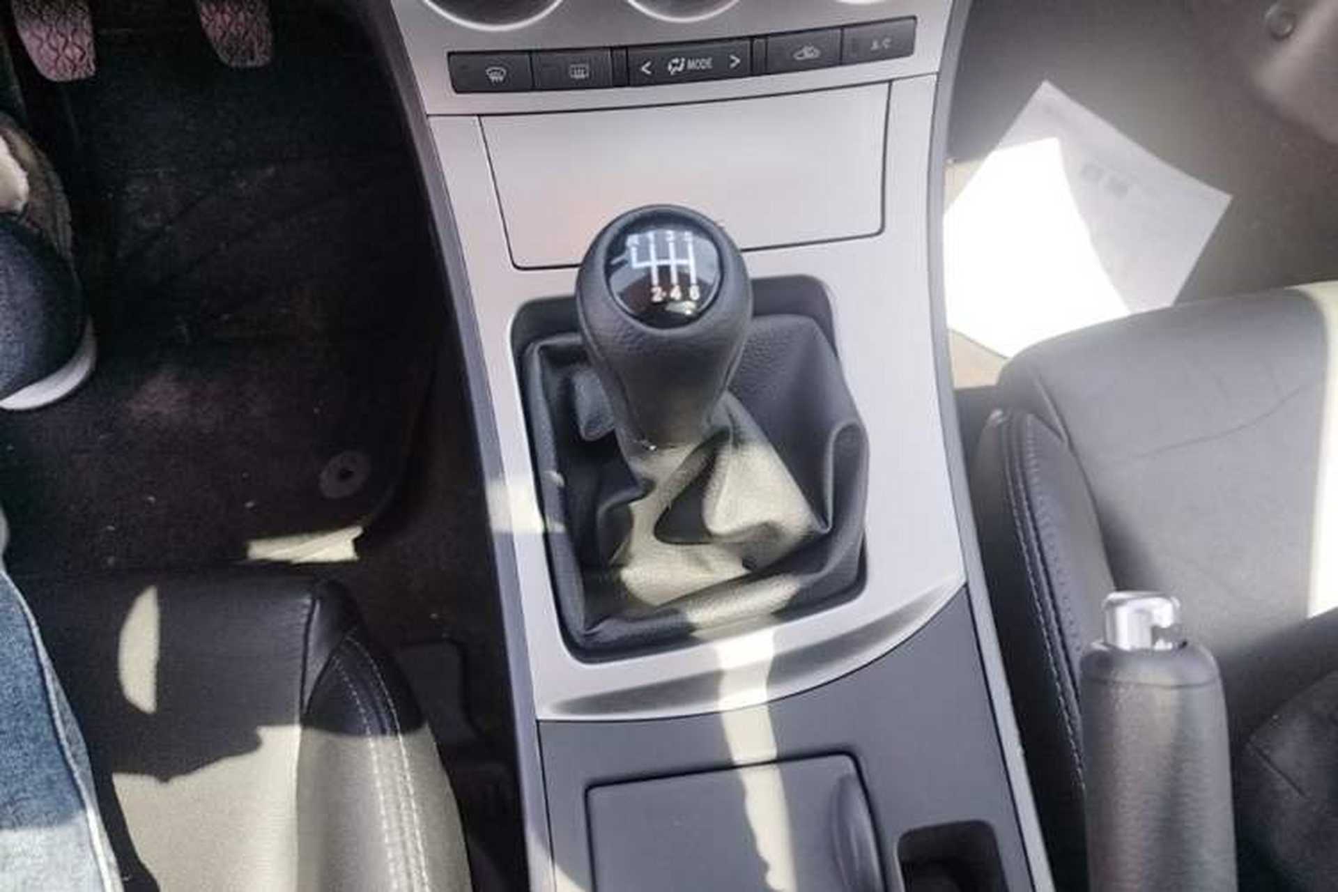Used Mazda 3 2010 Hatchback 2.0 Manual Luxury Model Gear Lever