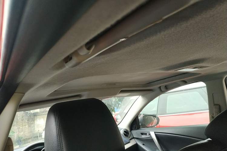 Used Mazda 3 2010 Hatchback 2.0 Automatic Luxury Model Headliner