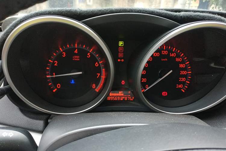 Used Mazda 3 2010 Hatchback 2.0 Automatic Luxury Model Instrument Cluster