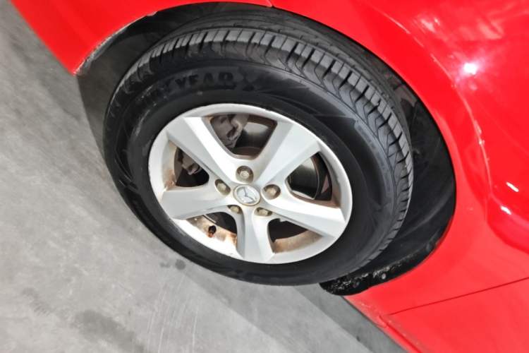 Used Mazda 3 2010 1.6L Automatic Classic Stylish Version Left Front Wheel Hub