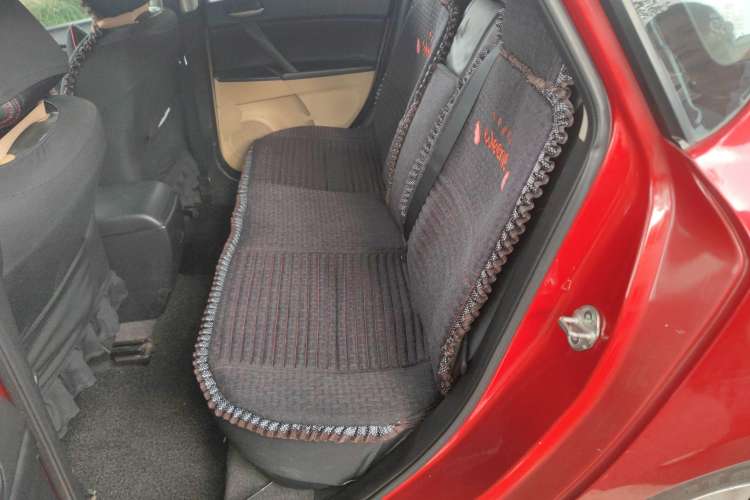 Used Mazda 3 2010 Hatchback 1.6 Automatic Luxury Model Left Rear Seat